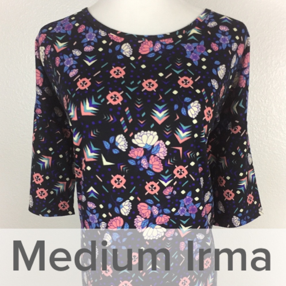 🌷 LuLaRoe Irma Floral Size Medium 🌷